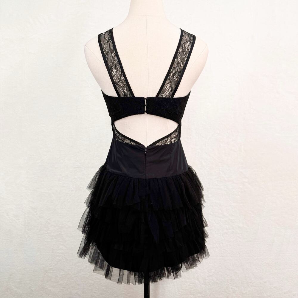 BCBGeneration Lace & Tulle Dress Black Mini Cocktail Party LBD Whimsigoth Size 6 - Picture 7 of 15